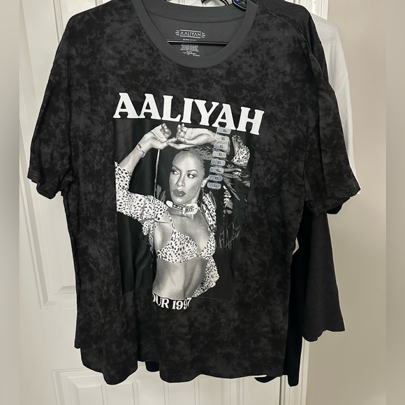 Graphics Shirt - Picture 1 of 2
